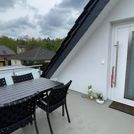 Helfert Dg Mit Terrasse * Senftenberg