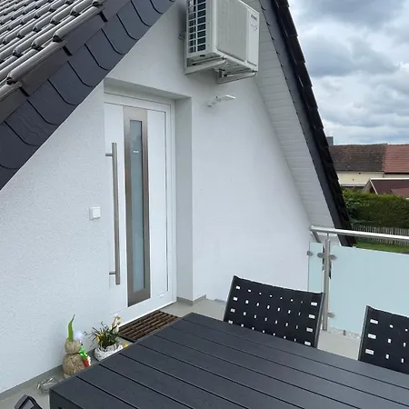 Helfert Dg Mit Terrasse Appartement