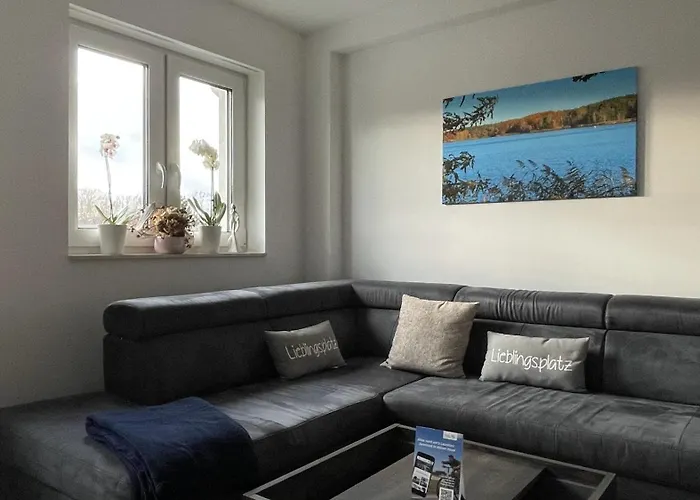 Helfert Dg Mit Terrasse Апартаменты